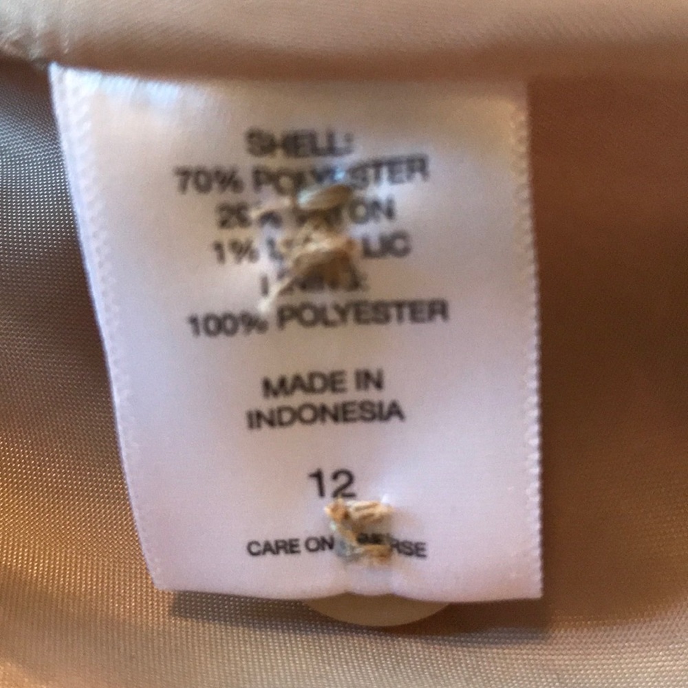 Blazer - Picture 6 of 7
